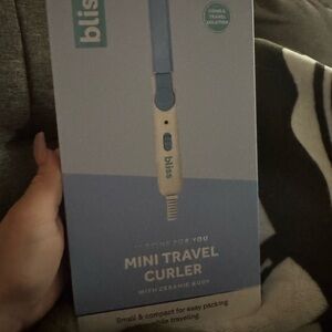 Bliss Blue and White Travel Curler